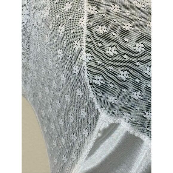 Vintage Ashley Taylor Lace Bodice & Trim White Slip Women's 32B - Picture 2 of 12